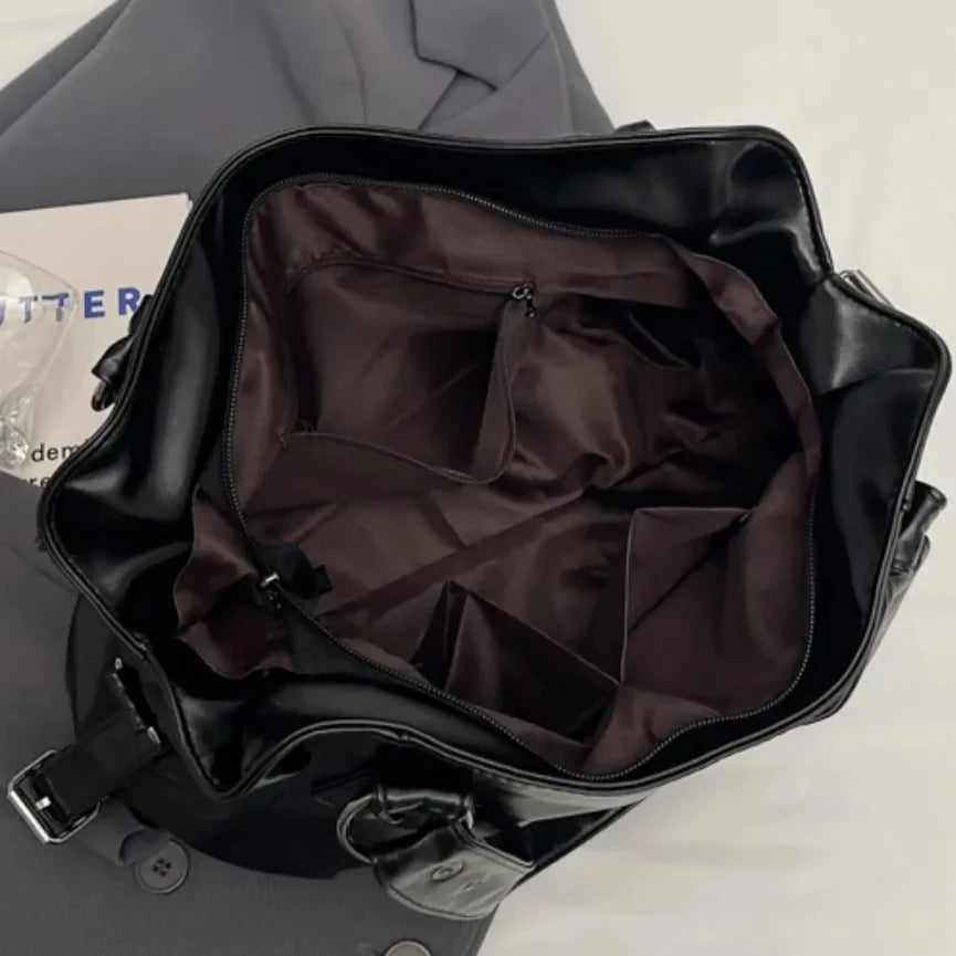 Voyager Everyday Shoulder Carry Pack